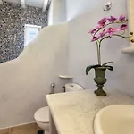 Tripiti *