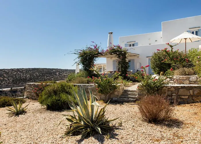 Holiday home Tripiti Drios