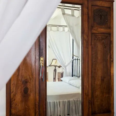 Tripiti Holiday home