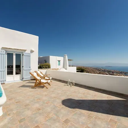 Holiday home Tripiti *